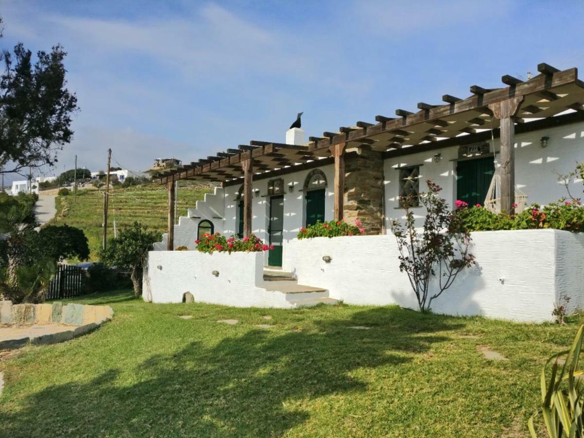 Vila Laggades Relaxing House Tínos Exteriér fotografie