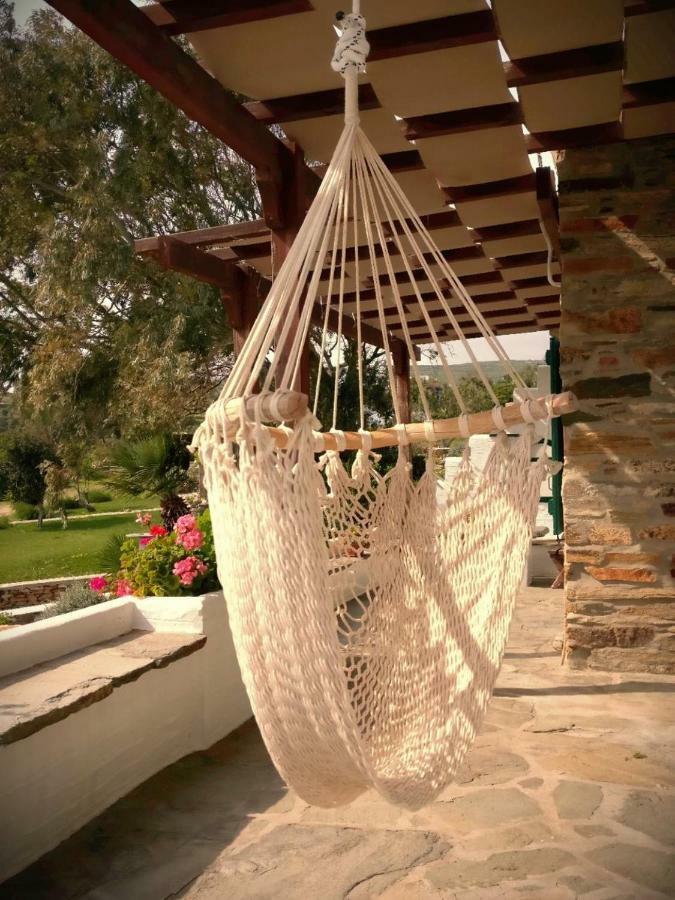 Vila Laggades Relaxing House Tínos Exteriér fotografie